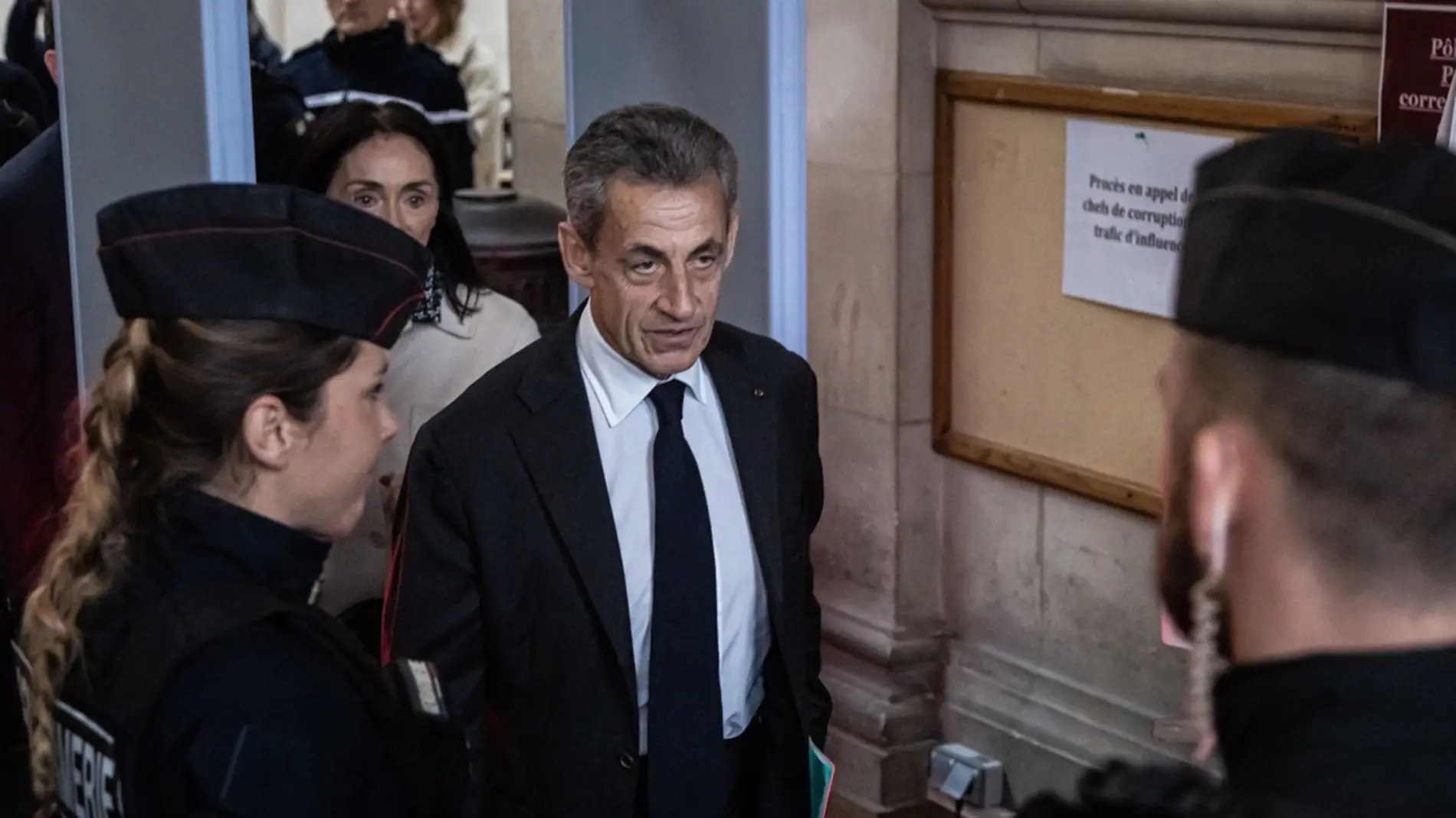Confirman la sentencia de cárcel a Nicolás Sarkozy por corrupción/ EFE/EPA/CHRISTOPHE PETIT TESSON