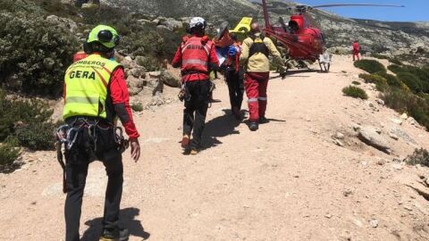 Intervenci&oacute;n conjunta entre SUMMA112 y GERA de Bomberos en La Pedriza (Madrid)