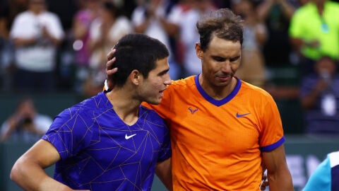 Carlos Alcaraz y Rafa Nadal en Indian Wells 2022