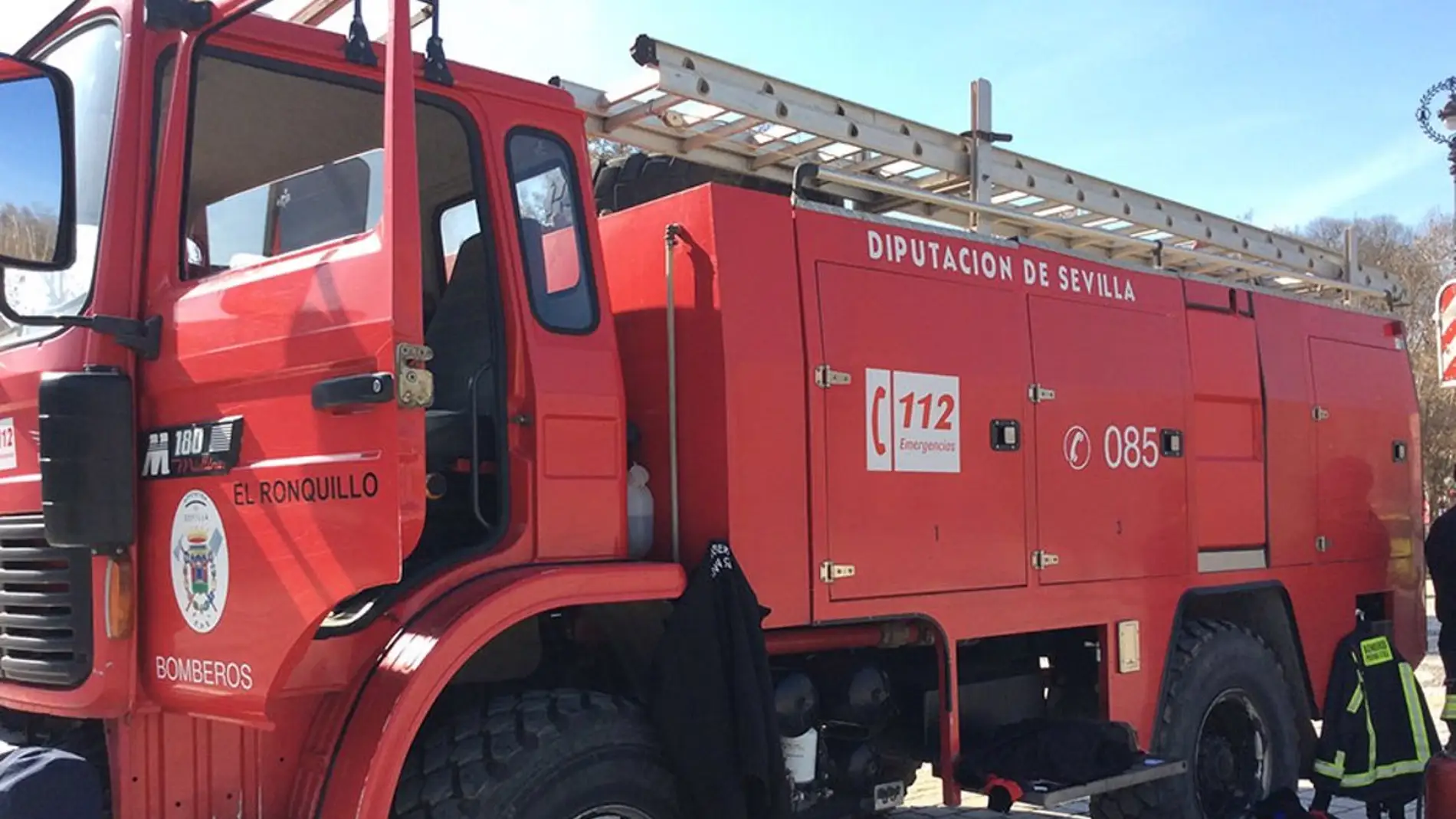 Imagen de archivo de un camión de bomberos de la diputación de Sevilla