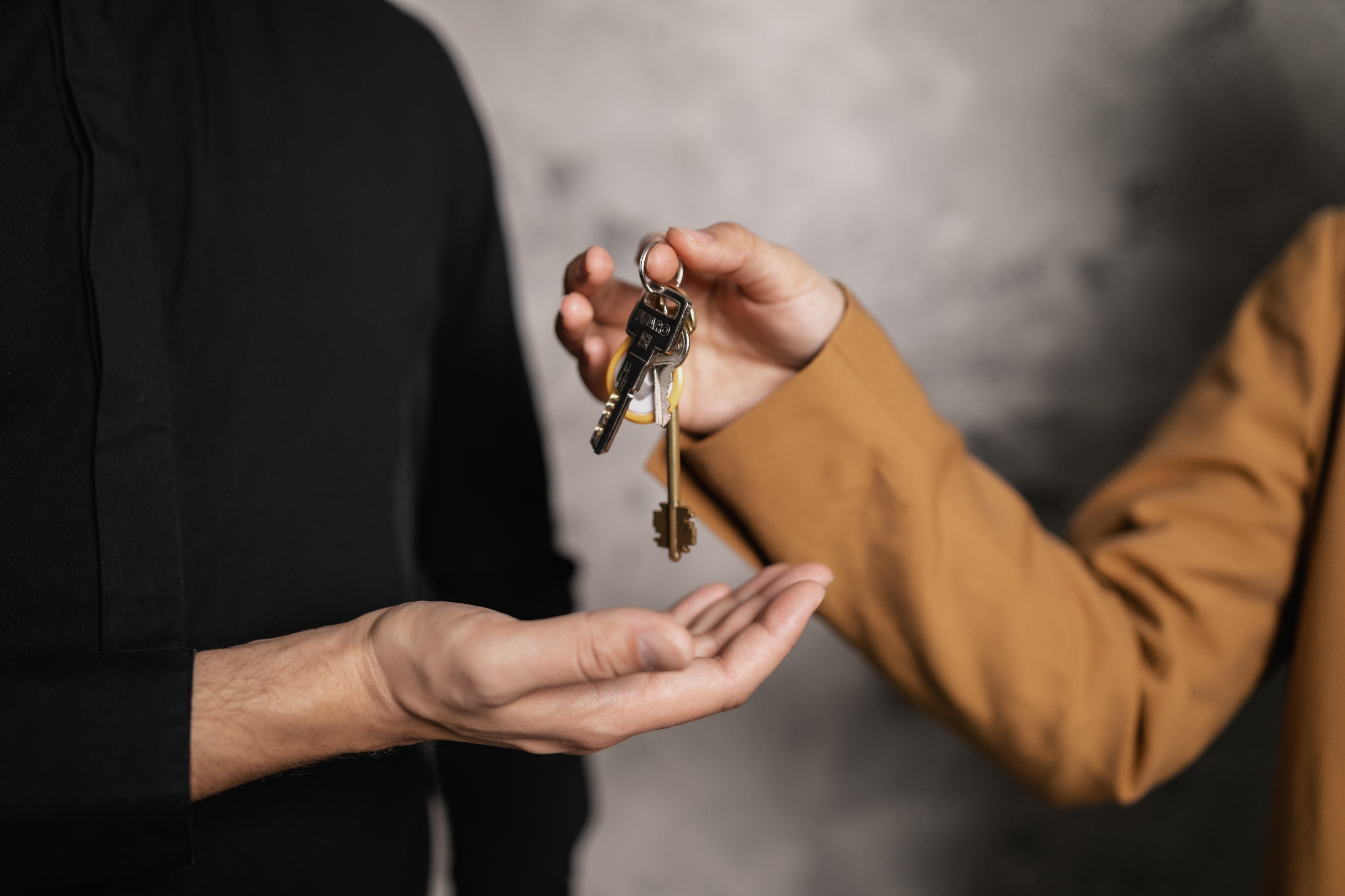 La compraventa de vivienda vuelve a caer en marzo y encadena dos meses en negativo La compraventa de vivienda vuelve a caer en marzo y encadena dos meses en negativo