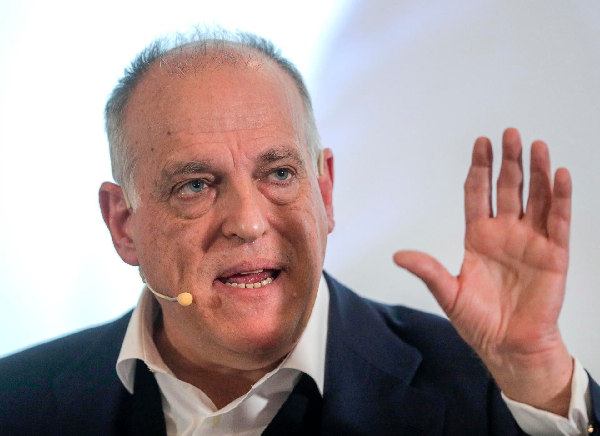 Javier Tebas responde a Vinicius: "Es necesario que te informes adecuadamente" Javier Tebas responde a Vinicius: "Es necesario que te informes adecuadamente"