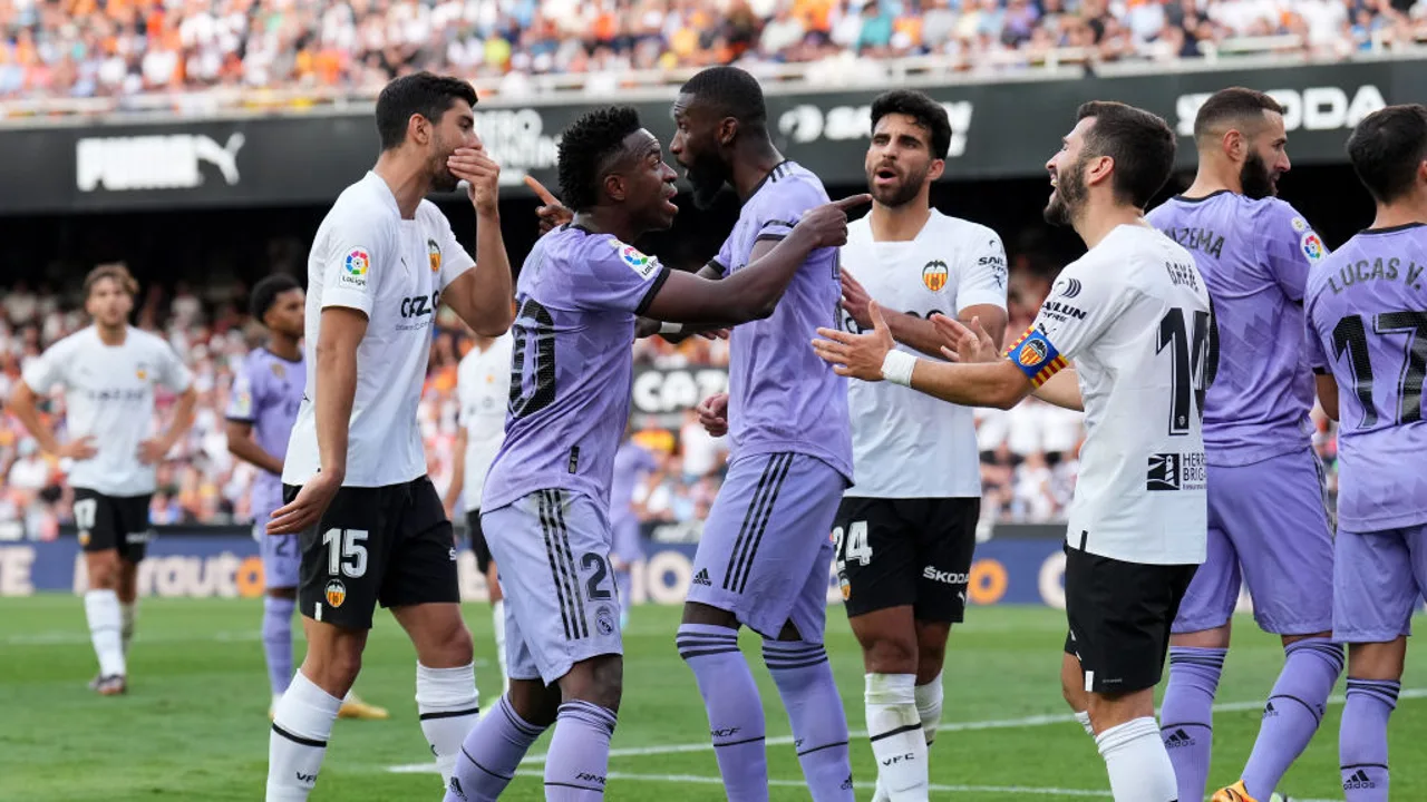 Vinicius acusa a un aficionado y amenaza con irse de Mestalla