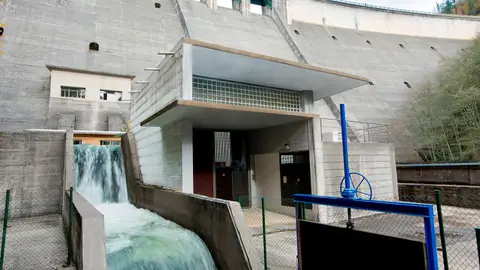 Aguas del Añarbe Aguas del Añarbe