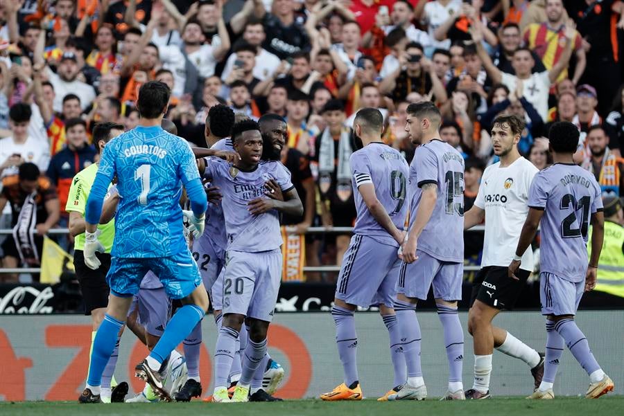 El Real Madrid carga contra Rubiales en un nuevo comunicado en torno a Vinicius El Real Madrid carga contra Rubiales en un nuevo comunicado en torno a Vinicius
