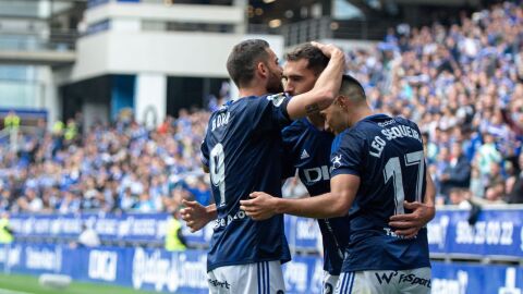 Bast&oacute;n, Dani Calvo y Sequeira celebran el gol ante el Racing