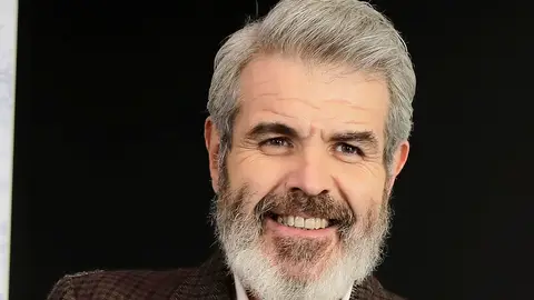Lorenzo Caprile, modista de oficio Lorenzo Caprile, modista de oficio