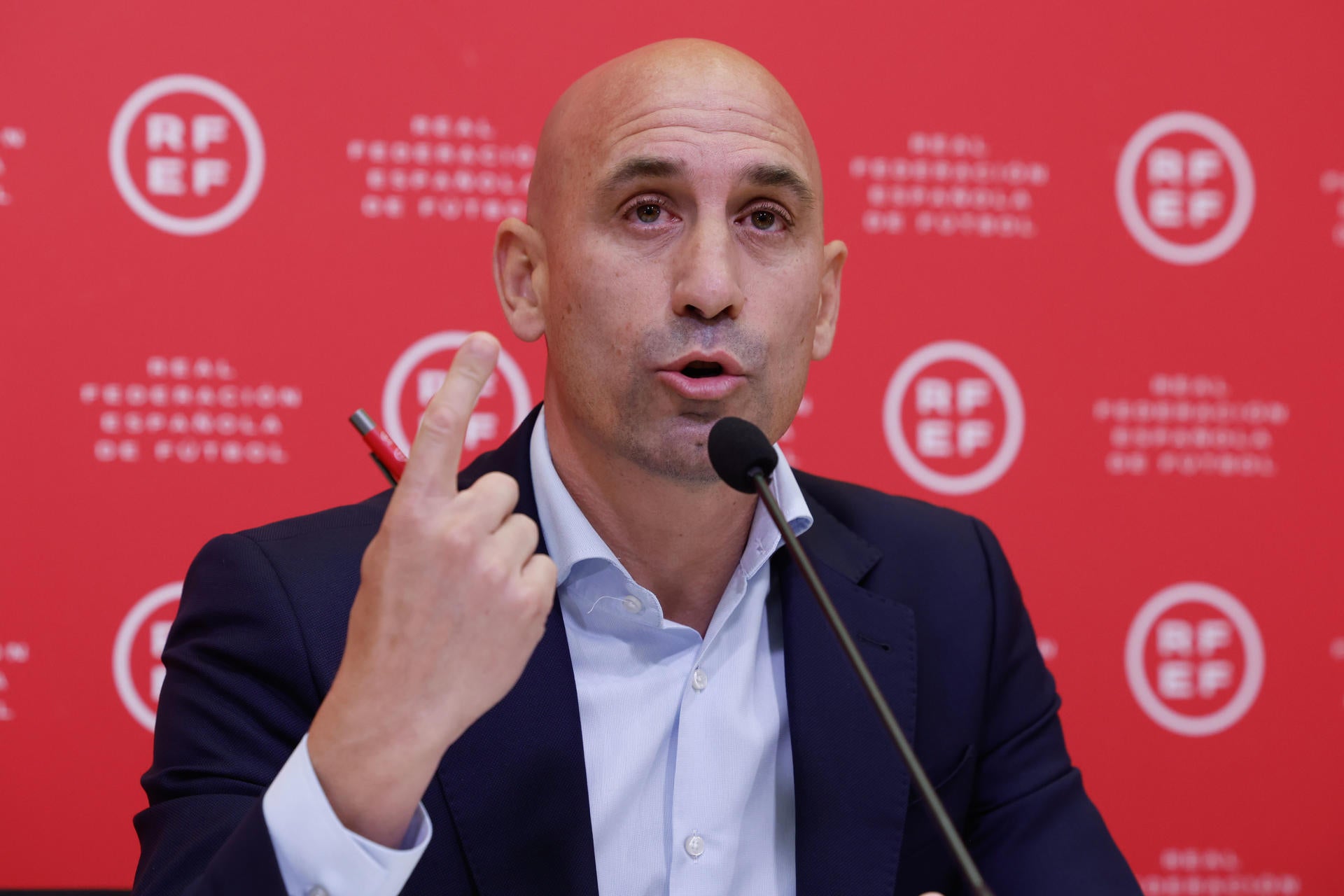 Luis Rubiales, sobre Vinicius Jr.: "Tenemos un problema en nuestro país de comportamiento, de educación y de racismo" Luis Rubiales, sobre Vinicius Jr.: "Tenemos un problema en nuestro país de comportamiento, de educación y de racismo"