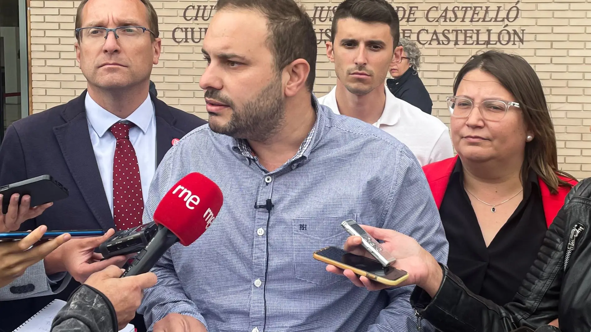 El PSOE pide a Fiscalía que investigue las pintadas en contra del partido y pide colaboración al PP 