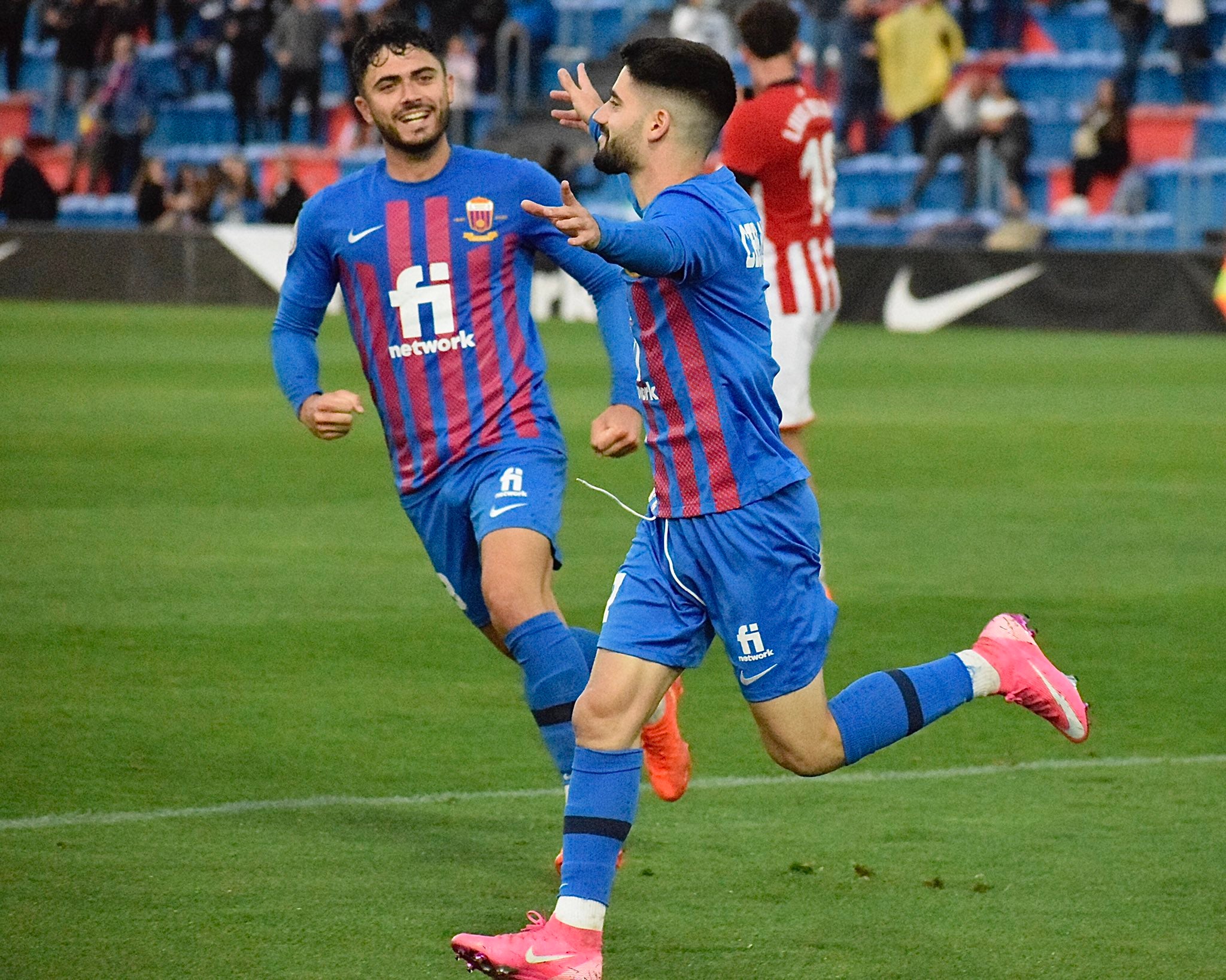 El Eldense asegura la segunda plaza y mantiene opciones de ascenso directo El Eldense asegura la segunda plaza y mantiene opciones de ascenso directo