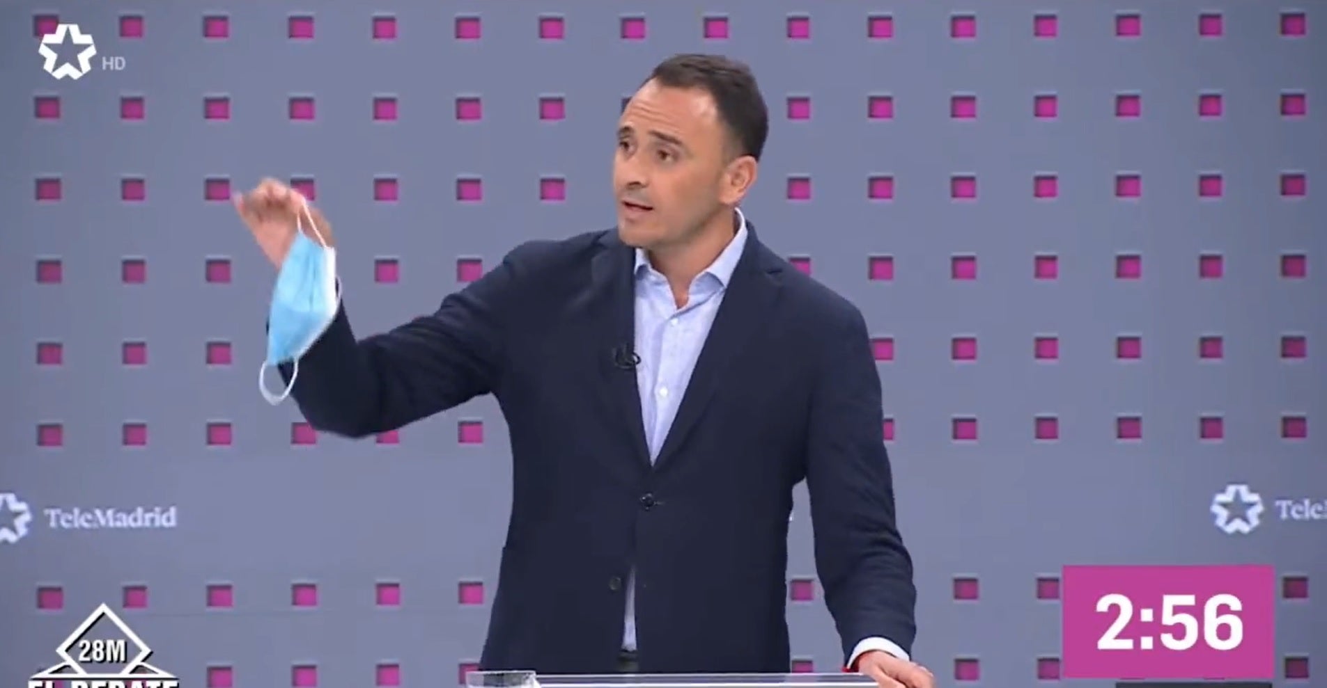 Sotomayor reprocha "que se diera dinero público a Cayetanos" con mascarillas y Almeida lamenta "las payasadas desde Galapagar" Sotomayor reprocha "que se diera dinero público a Cayetanos" con mascarillas y Almeida lamenta "las payasadas desde Galapagar"