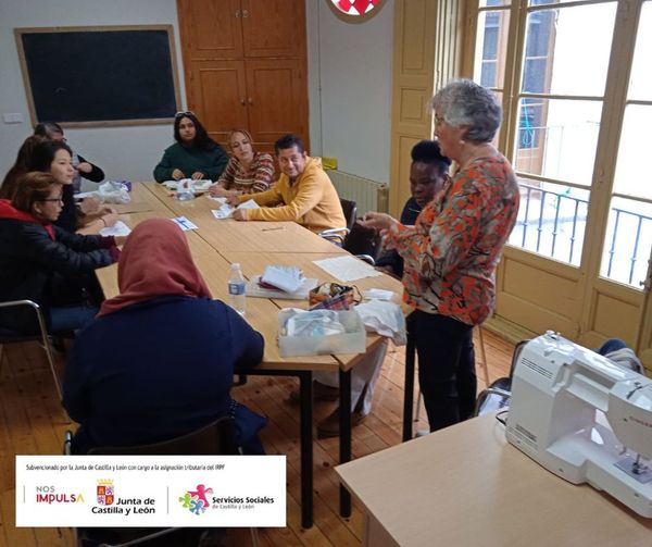 Cáritas pone en marcha un curso de costura Cáritas pone en marcha un curso de costura