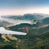 Avión A-320 de la aerolínea de bandera austriaca. Avión A-320 de la aerolínea de bandera austriaca.