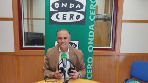 Jos&eacute; Juli&aacute;n Gregorio