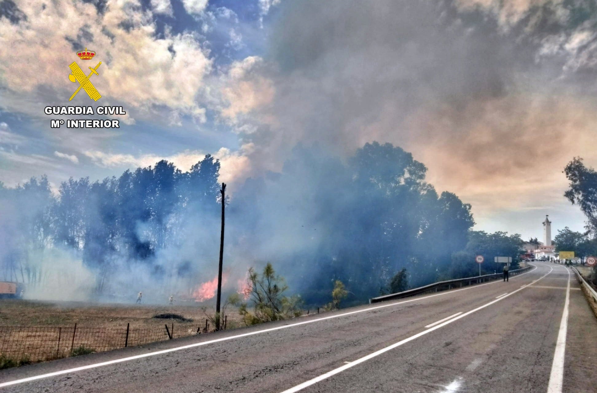 La Guardia Civil investiga a dos personas por su implicación en incendios forestales en Herrera del Duque y Brovales La Guardia Civil investiga a dos personas por su implicación en incendios forestales en Herrera del Duque y Brovales