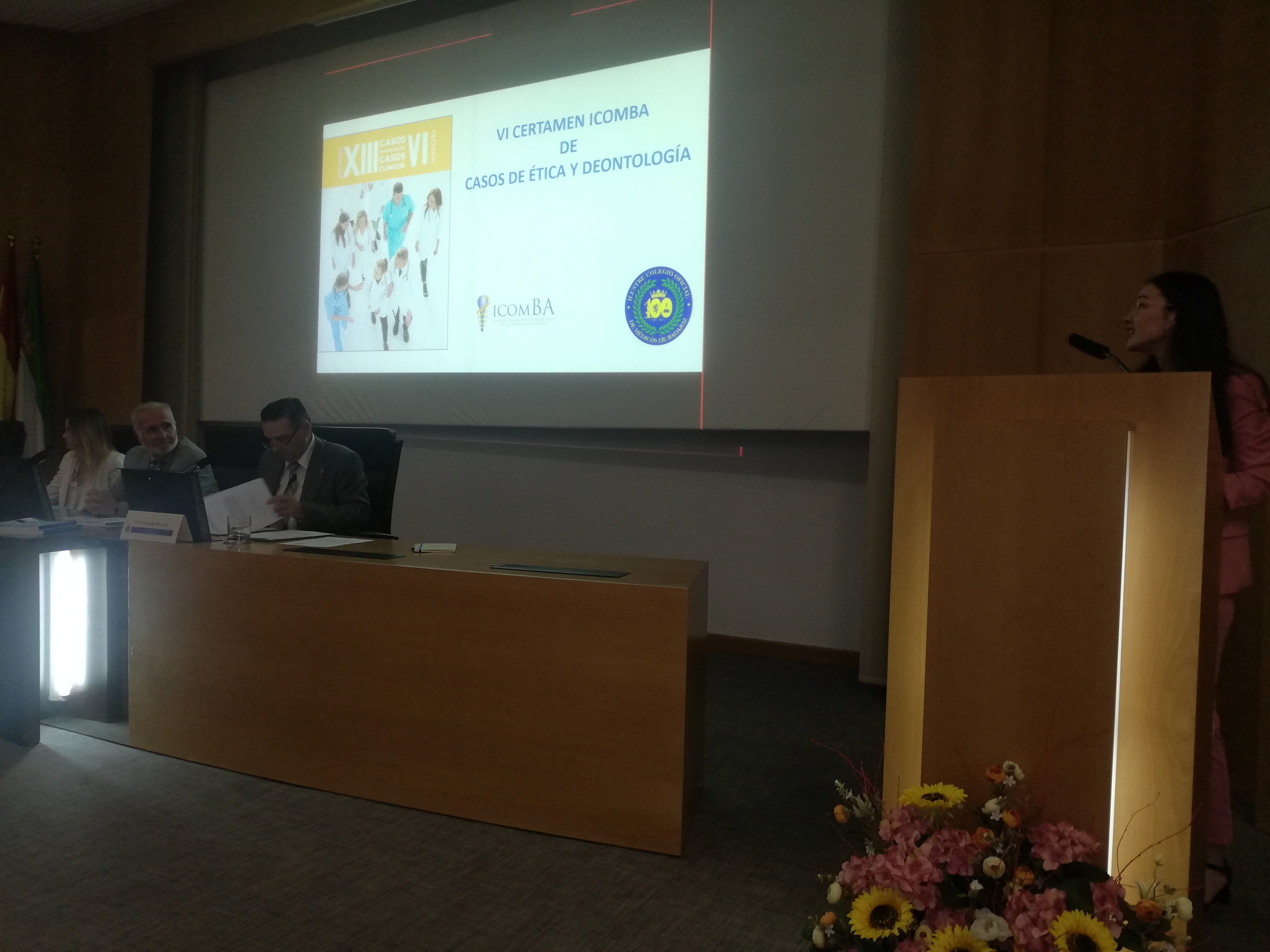 El Colegio de Médicos de Badajoz acoge la final docente de los certámenes de Casos Clínicos y Deontológicos El Colegio de Médicos de Badajoz acoge la final docente de los certámenes de Casos Clínicos y Deontológicos