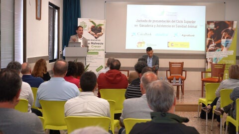 La Malves&iacute;a Llombai presentaci&oacute;n ciclo ganader&iacute;a