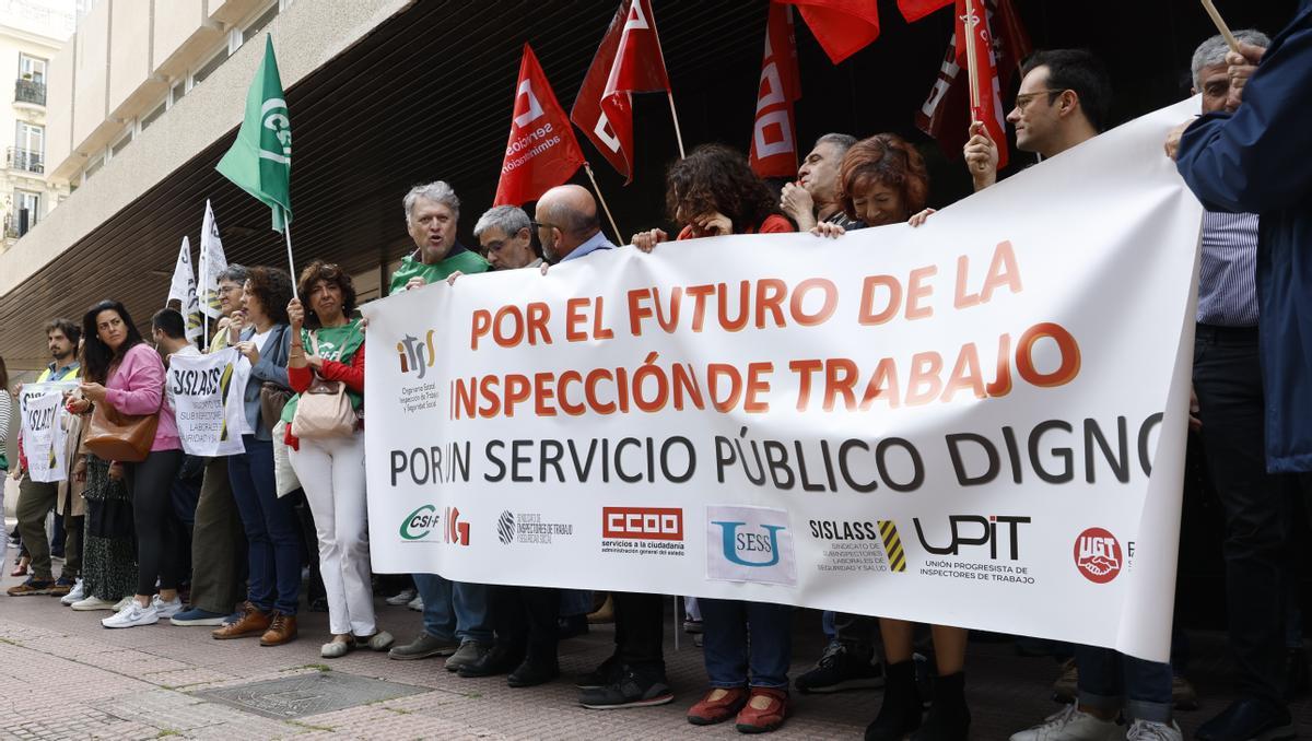 Ana Ercoreca acusa a Hacienda de "mimar a los ministros socialistas y no a Yolanda Díaz" Ana Ercoreca acusa a Hacienda de "mimar a los ministros socialistas y no a Yolanda Díaz"