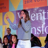 La ministra de Igualdad, Irene Montero, durante el cierre de campaña de Podemos.