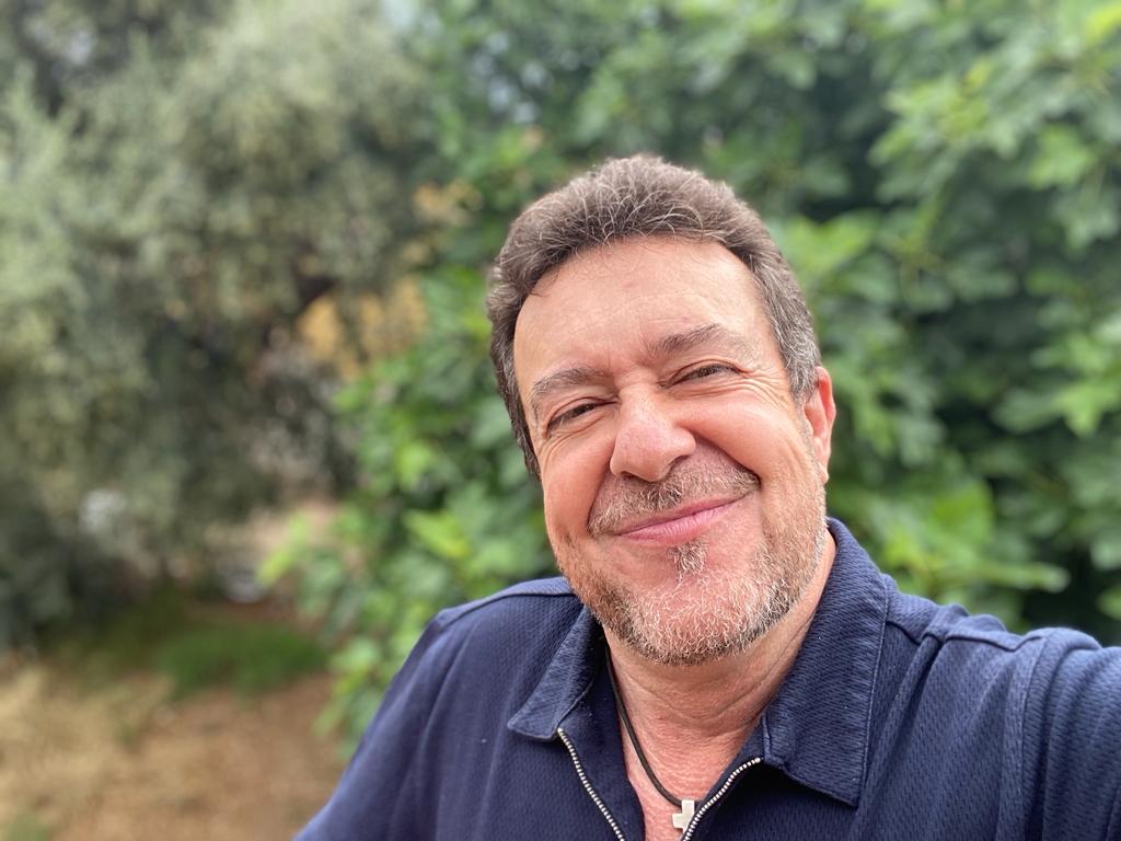 Rafa Pacheco: "No se puede vivir sin confiar, pero eso no significa que confiemos en cualquiera" Rafa Pacheco: "No se puede vivir sin confiar, pero eso no significa que confiemos en cualquiera"