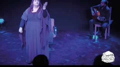 Zira Williams en Manto Zira Williams en Manto