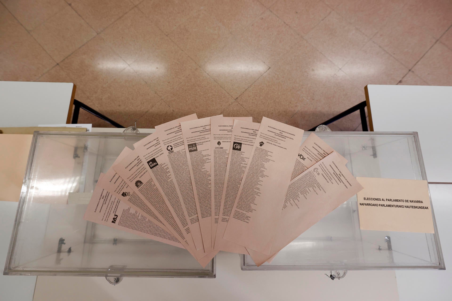 Cómo se reparten los votos y escaños: así funciona la Ley d'Hondt Cómo se reparten los votos y escaños: así funciona la Ley d'Hondt