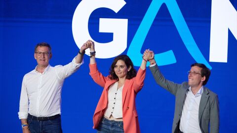 Alberto N&uacute;&ntilde;ez Feij&oacute;o, Isabel D&iacute;az Ayuso y Jos&eacute; Luis Mart&iacute;nez Almeida