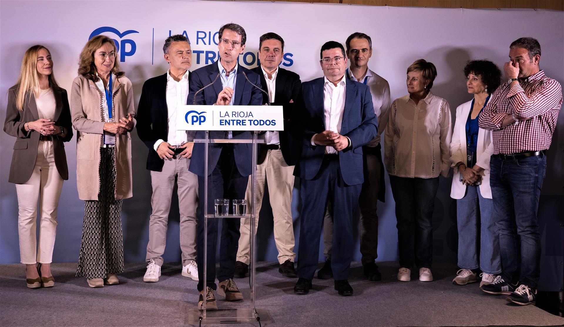 Capellán arrebata a Andreu el Gobierno de La Rioja y gobernará en solitario Capellán arrebata a Andreu el Gobierno de La Rioja y gobernará en solitario