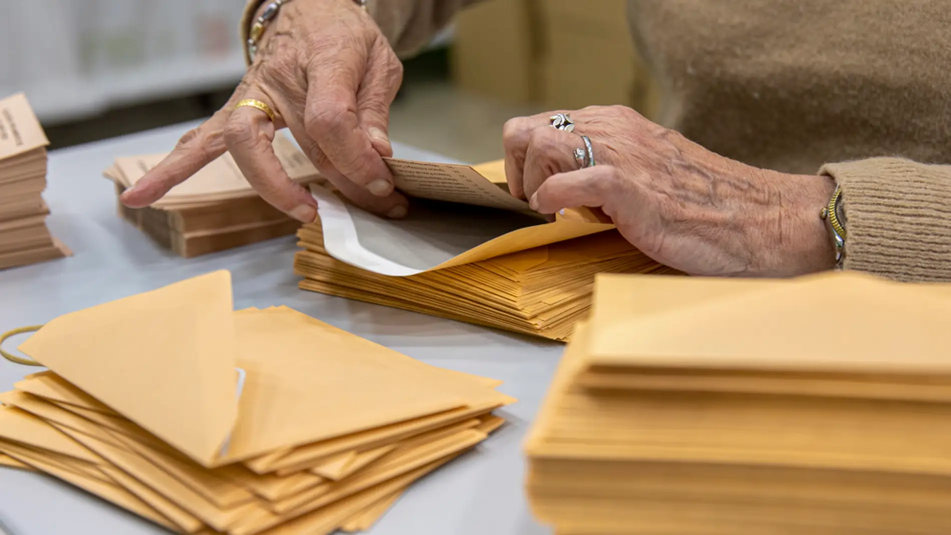 Los requisitos para poder votar por correo en las elecciones generales