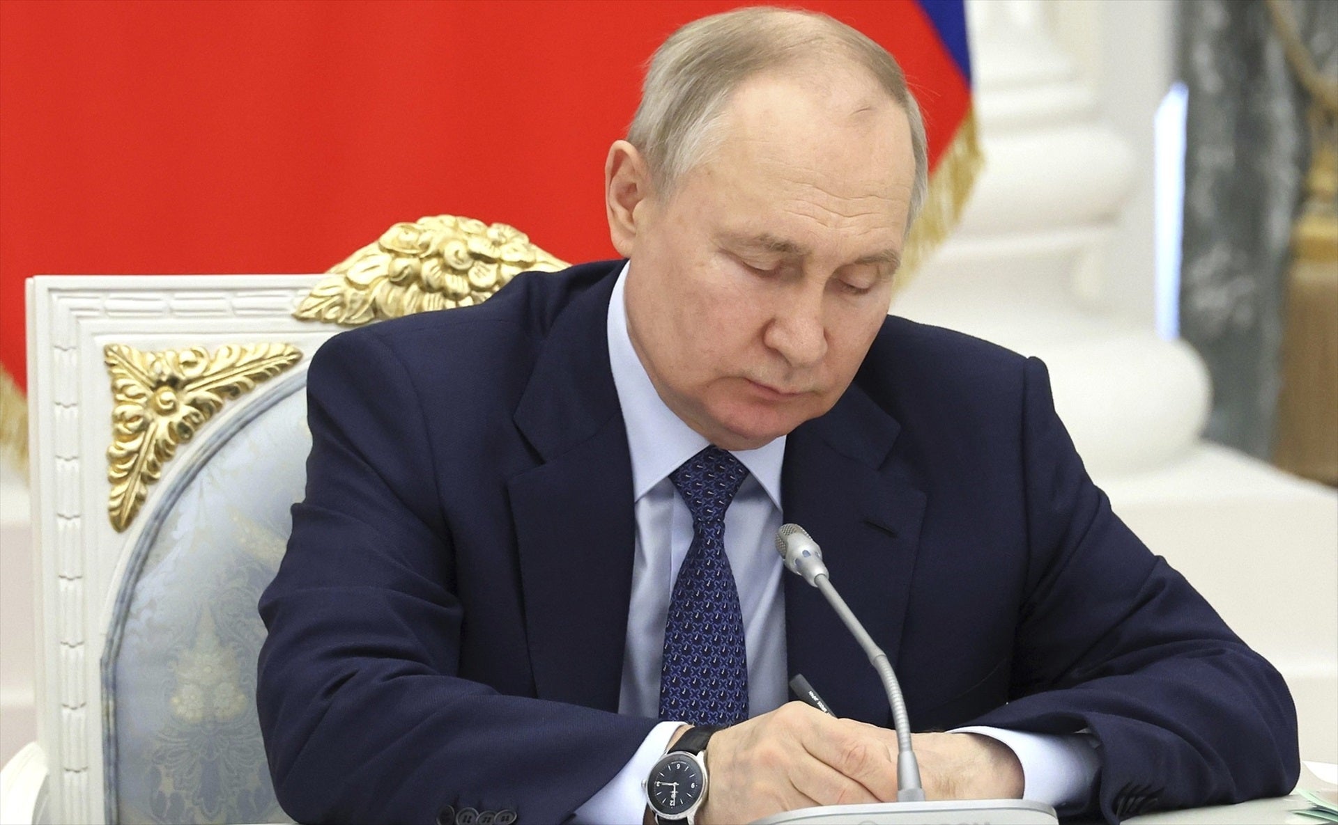 Rusia acusa a Ucrania de un "ataque terrorista" con drones que provocaron "daños menores" Rusia acusa a Ucrania de un "ataque terrorista" con drones que provocaron "daños menores"