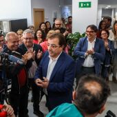 Vara destaca que "va a intentar gobernar" porque ha ganado las elecciones, y si no, iniciará su relevo en el PSOE