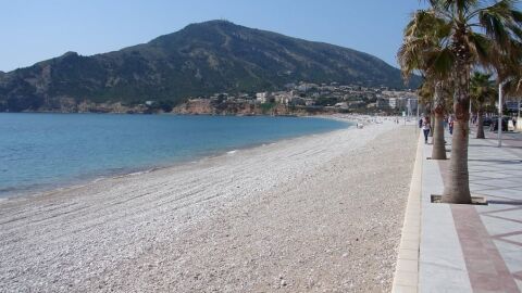 La Playa de El Albir de L'Alf&agrave;s del Pi abre ma&ntilde;ana con todos los servicios