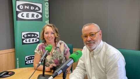 El coordinador de Izquierda Unida en Calvià, Alfonso Rodríguez, también pide dimisiones en Podemos y en Izquierda Unida en los micrófonos de Onda Cero Mallorca El coordinador de Izquierda Unida en Calvià, Alfonso Rodríguez, también pide dimisiones en Podemos y en Izquierda Unida en los micrófonos de Onda Cero Mallorca