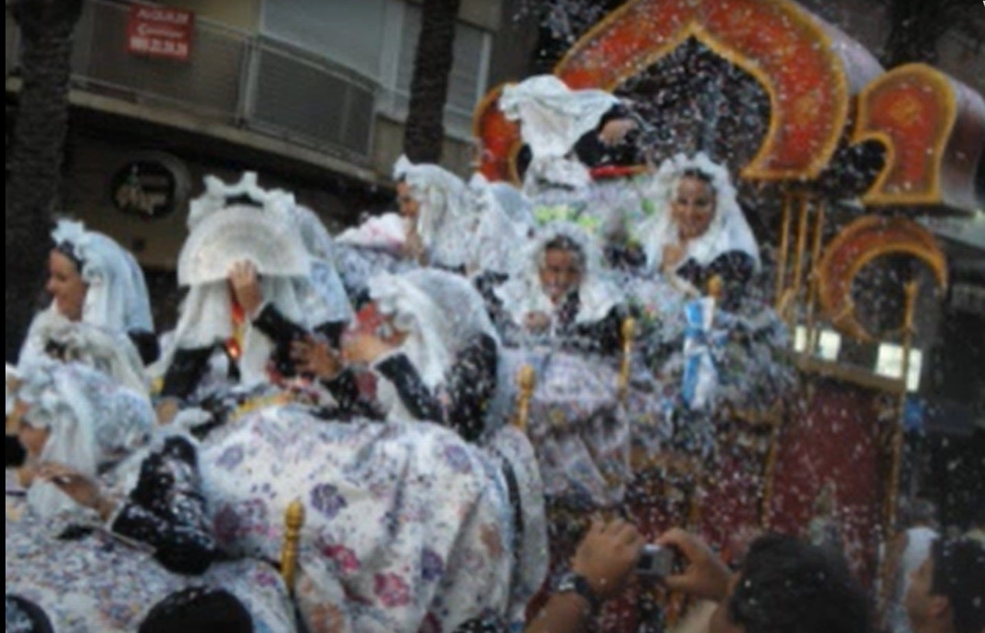 Las Hogueras de este año en Alicante recuperan el Coso Multicolor el 29 de junio Las Hogueras de este año en Alicante recuperan el Coso Multicolor el 29 de junio