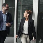La candidata del Partido Socialista de Navarra a la Presidencia del Gobierno de Navarra, María Chivite, y el portavoz de PSN PSOE, Ramón Alzorriz