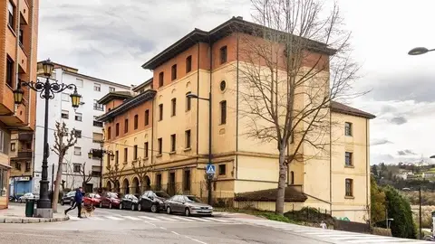 Edificio La Malatería en Oviedo Edificio La Malatería en Oviedo
