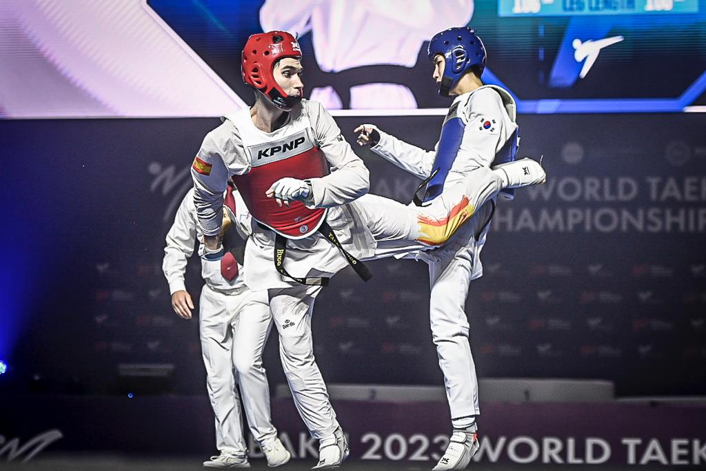 Hugo Arillo, subcampeón del mundo de taekwondo en Bakú Hugo Arillo, subcampeón del mundo de taekwondo en Bakú