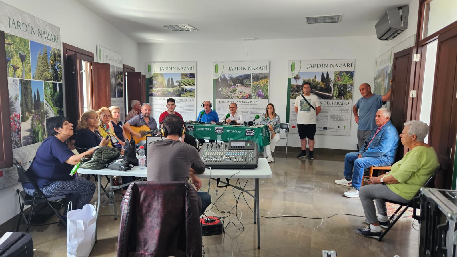 Vélez de Benaudalla se prepara para las Fiestas de San Antonio del Viernes 9 de Junio al miércoles 14 de Junio Vélez de Benaudalla se prepara para las Fiestas de San Antonio del Viernes 9 de Junio al miércoles 14 de Junio