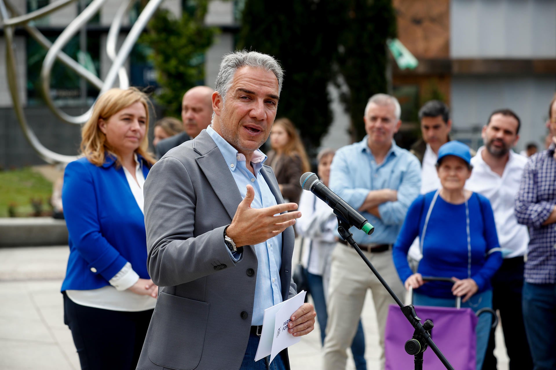 El PP afea a Sánchez la "trampa" del 23J: "No quiere que la gente vaya a votar" El PP afea a Sánchez la "trampa" del 23J: "No quiere que la gente vaya a votar"