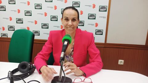 Eva Masías en los estudios de Onda Cero Ciudad Real