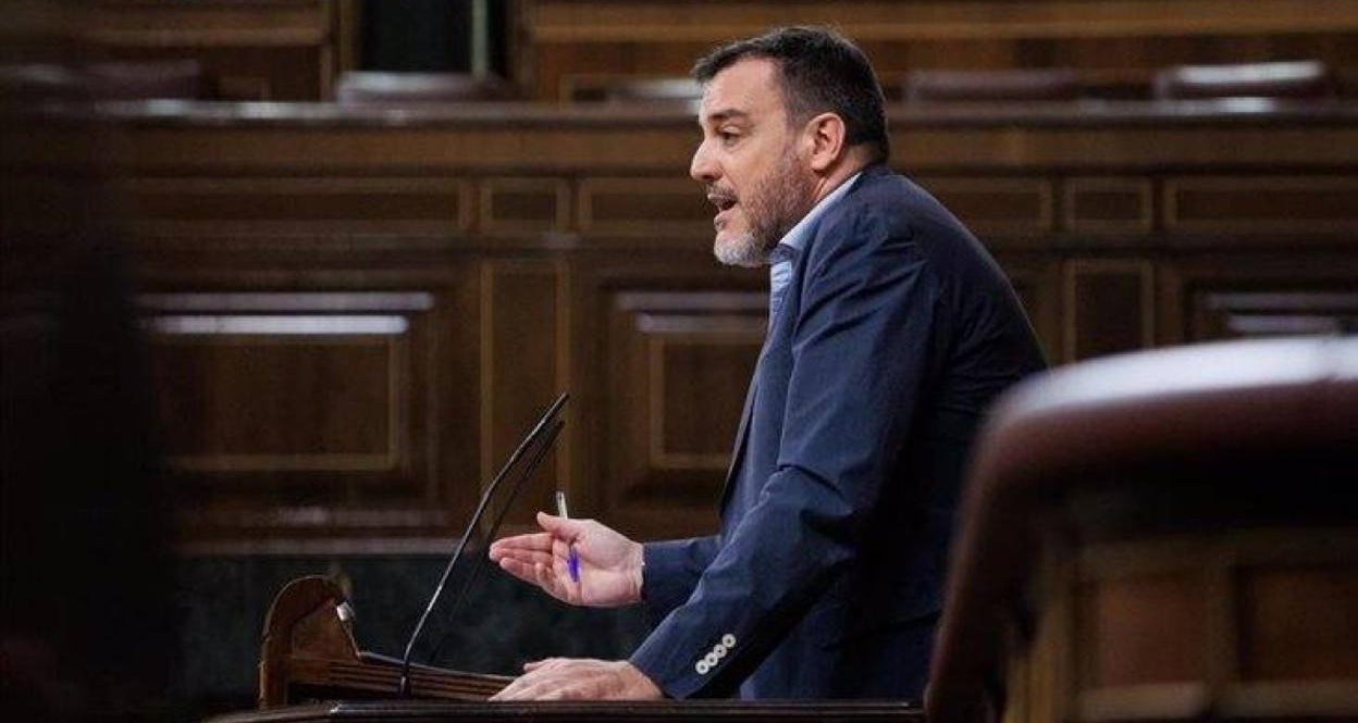 López-Bas: "Ciudadanos es la opción más razonable para el Partido Popular" López-Bas: "Ciudadanos es la opción más razonable para el Partido Popular"