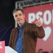 El presidente del Gobierno, Pedro Sánchez, durante un acto electoral/ EFE / J.L.Cereijido