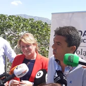 Albatera acoge un acto multitudinario como inicio oficial de la campaña de la breva Albatera acoge un acto multitudinario como inicio oficial de la campaña de la breva