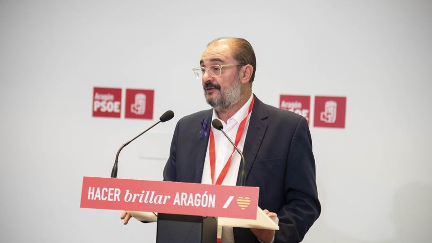 Lambán no liderará la oposición en las Cortes, pero seguirá al frente del PSOE Lambán no liderará la oposición en las Cortes, pero seguirá al frente del PSOE