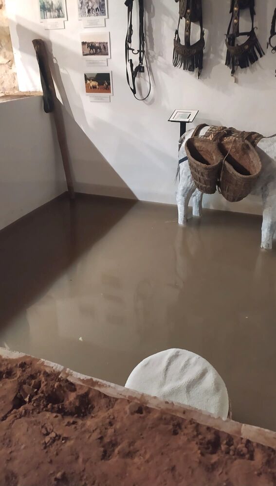 El agua entró en el Museo Etnográfico de Villarrubia