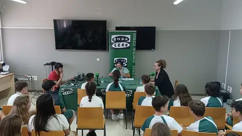 Programa especial desde el colegio La Devesa Programa especial desde el colegio La Devesa