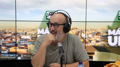 El actor Javier C&aacute;mara durante su entrevista en 'M&aacute;s de uno'