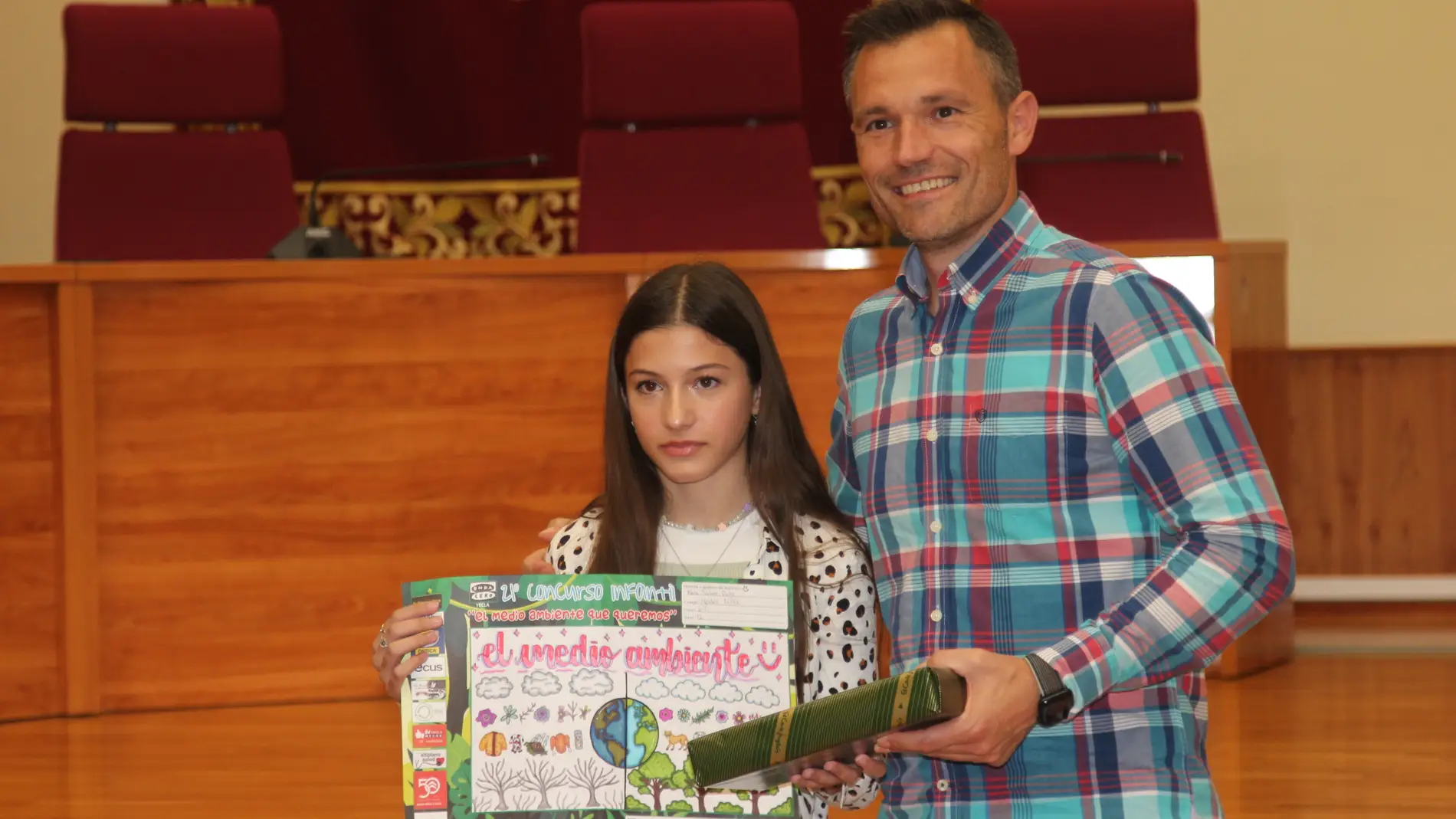 Keira Suárez Puche, del Colegio "Méndez Núñez", ganadora en 6º de Primaria
