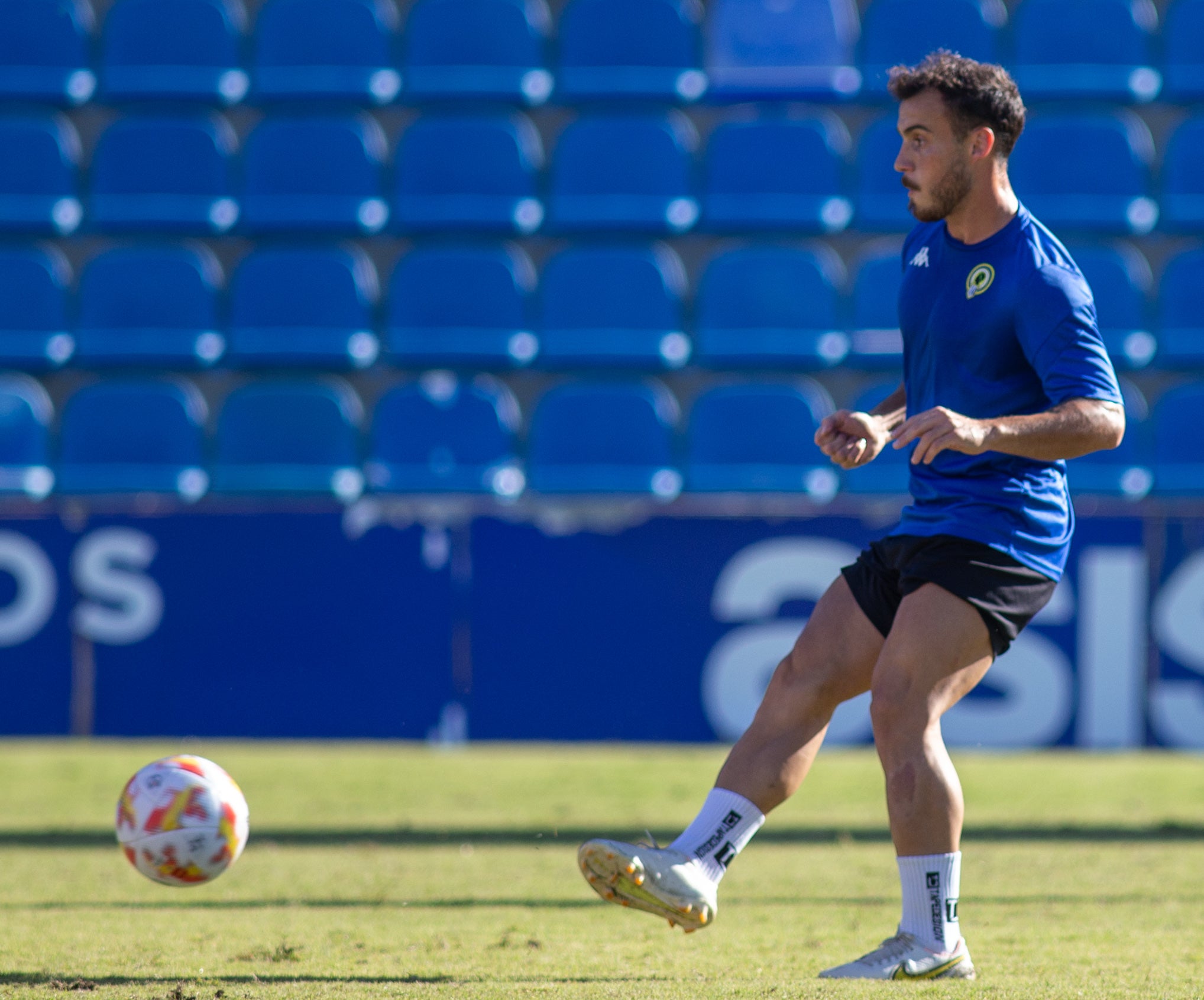Maxi: "Me voy dolido porque me habría encantado ascender con el Hércules" Maxi: "Me voy dolido porque me habría encantado ascender con el Hércules"