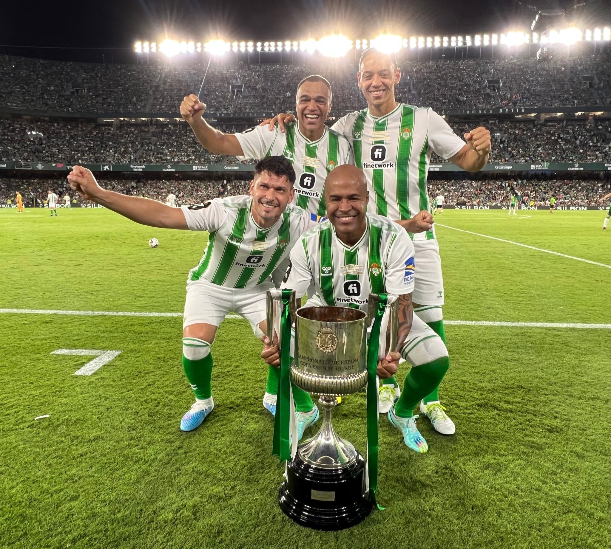 El póker brasileño del Betis, en Onda Cero: pletóricos donde fueron felices El póker brasileño del Betis, en Onda Cero: pletóricos donde fueron felices